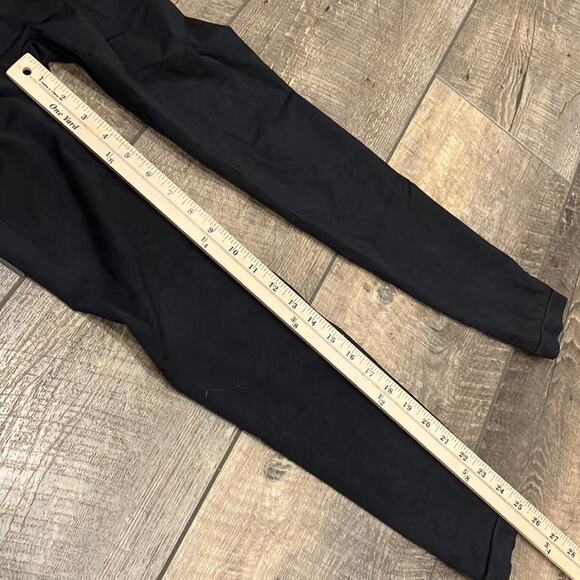 Assets by Spanx High- Waist Seamless Black Leggings size 1X - Picture 4 of 7